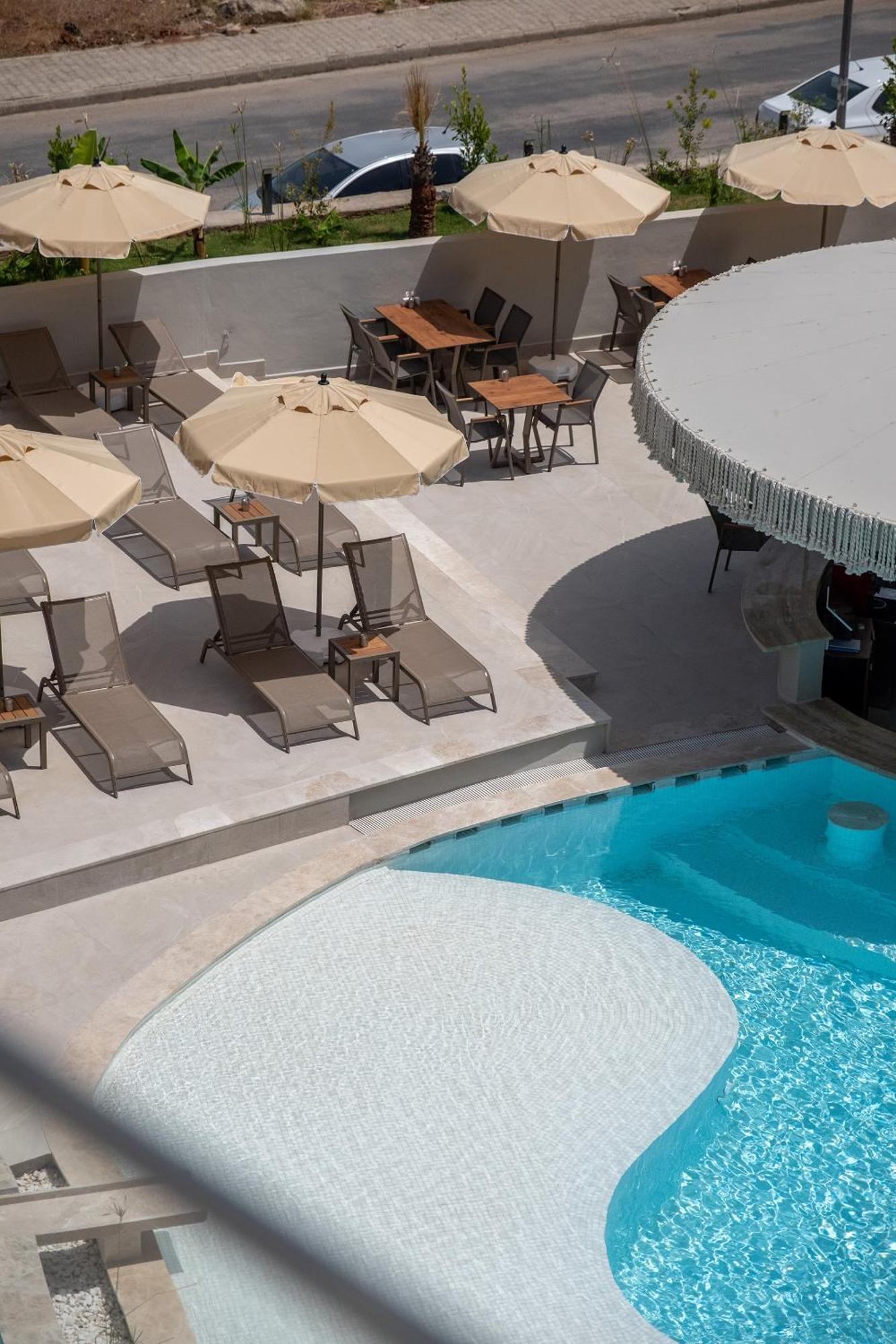 Otel 222 Hisaroenue